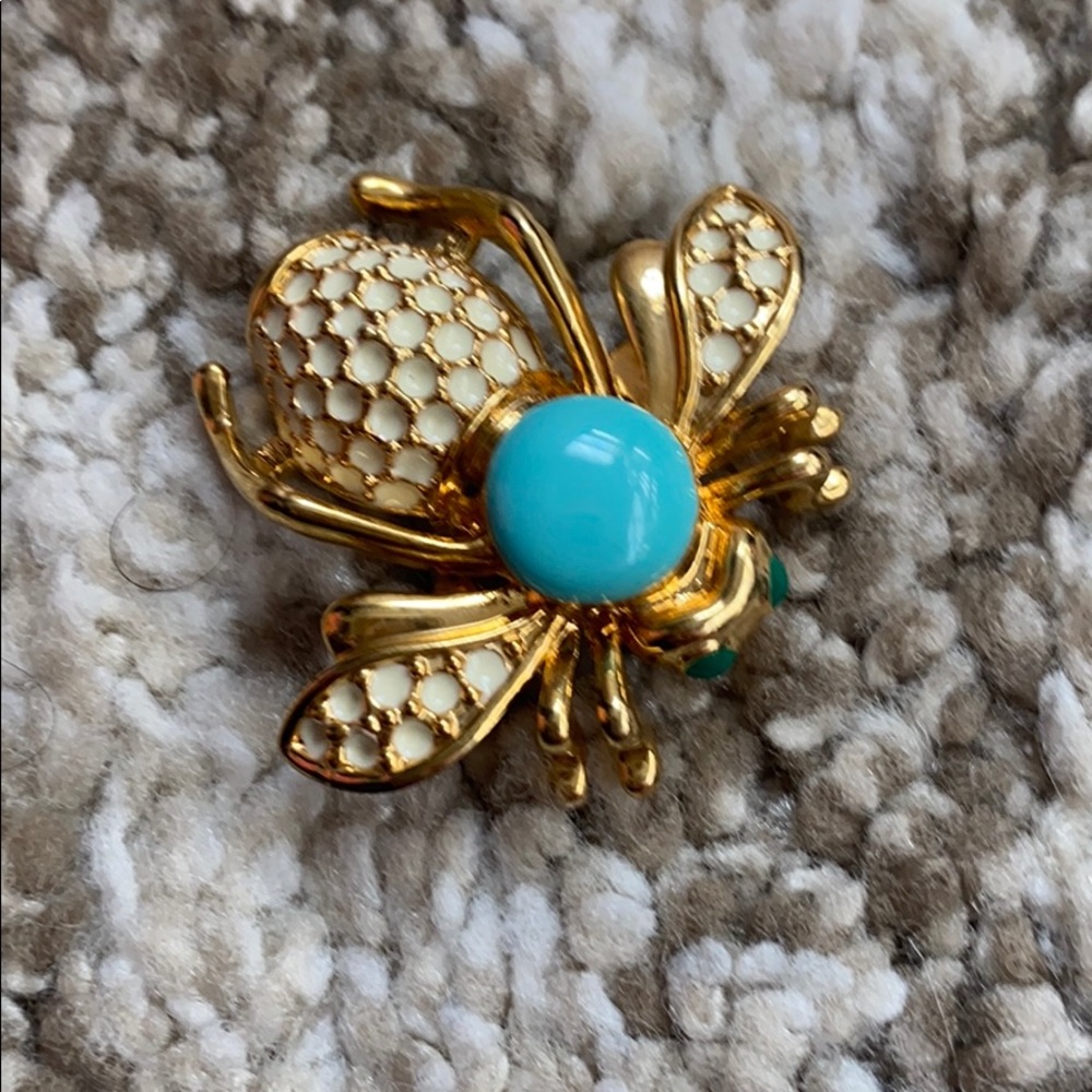 Stella & Dot Bee Pin/Brooch